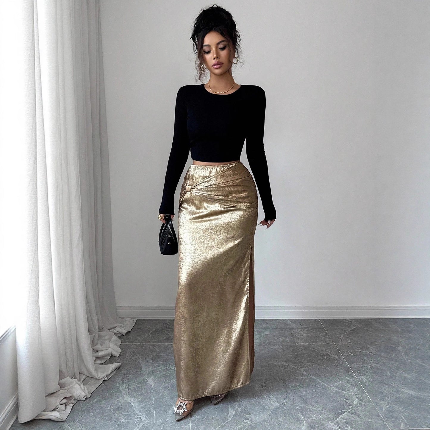 Women's Metal-Embellished Pleated Bodycon Skirt With Slit Slimming Design