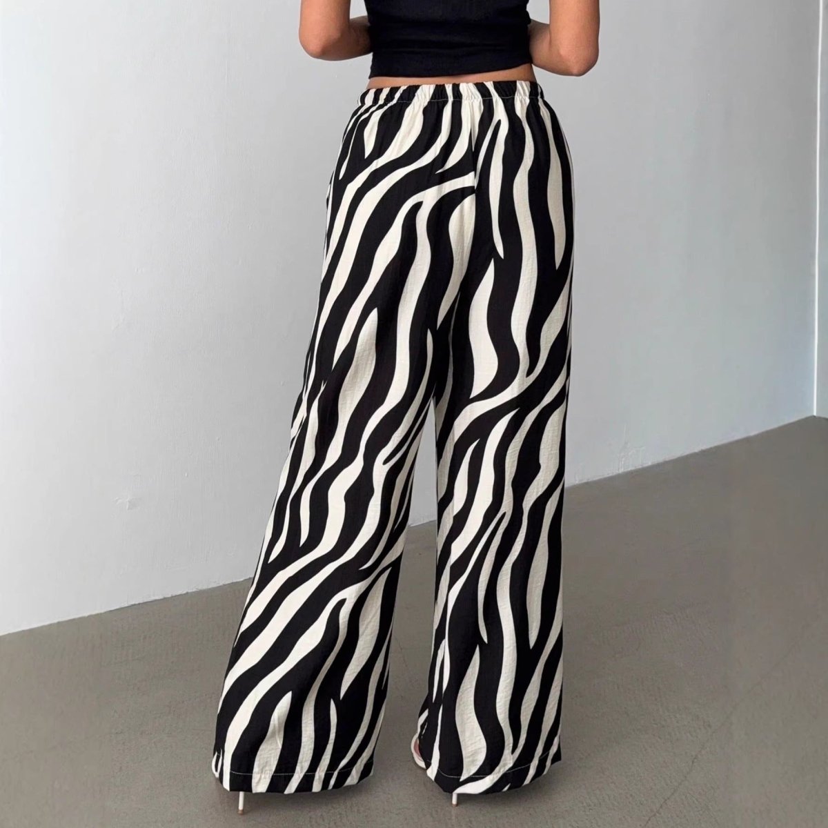 Elegant Printed Wide - Leg Pants For Women - Eshtree