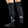 جوارب كرة قدم طويلة مضادة للانزلاق ومناسبة للتدريب على مباريات كرة القدم بطول الركبة