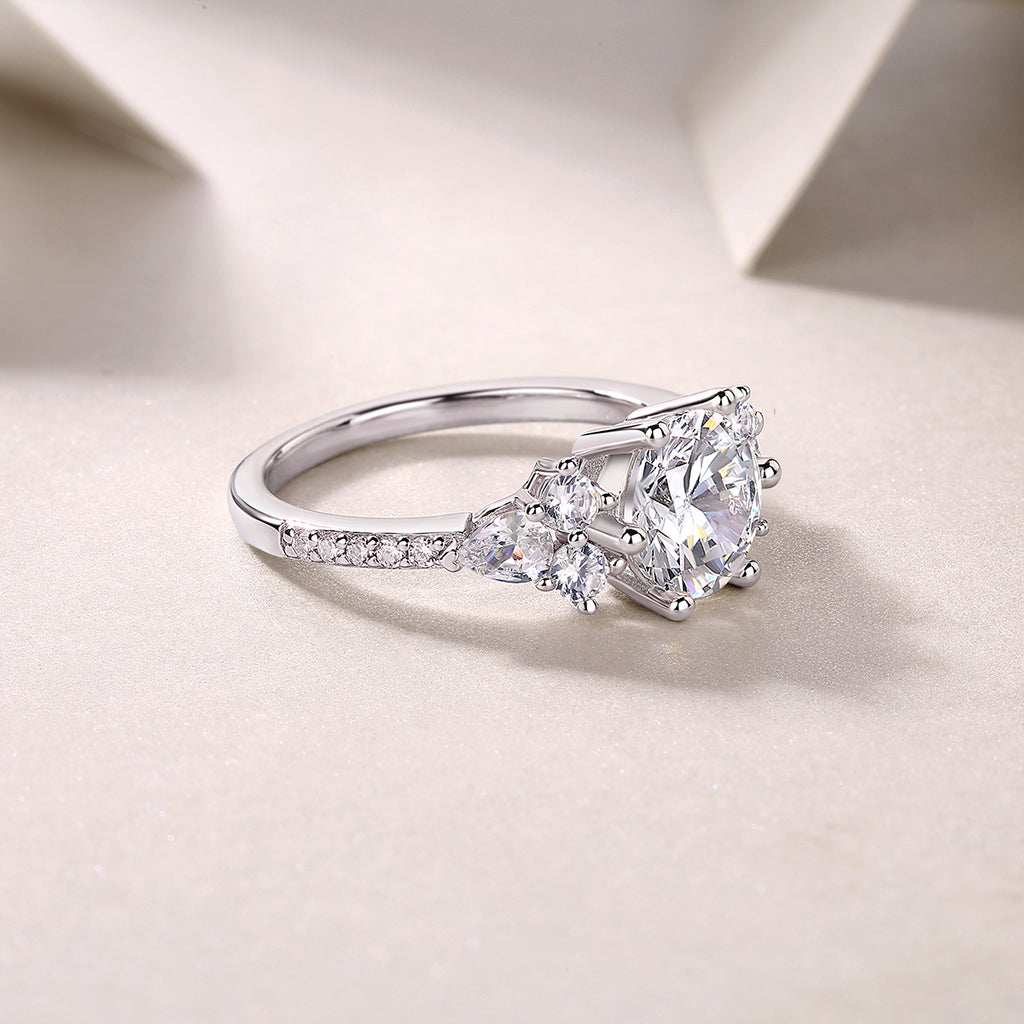 Perfect Encounter - A Wedding Ring Set With 2-carat Top-quality Moissanite S925 Silver And Platinum-plated Diamond. The Ring Can Be Inspected With A Diamond Pen