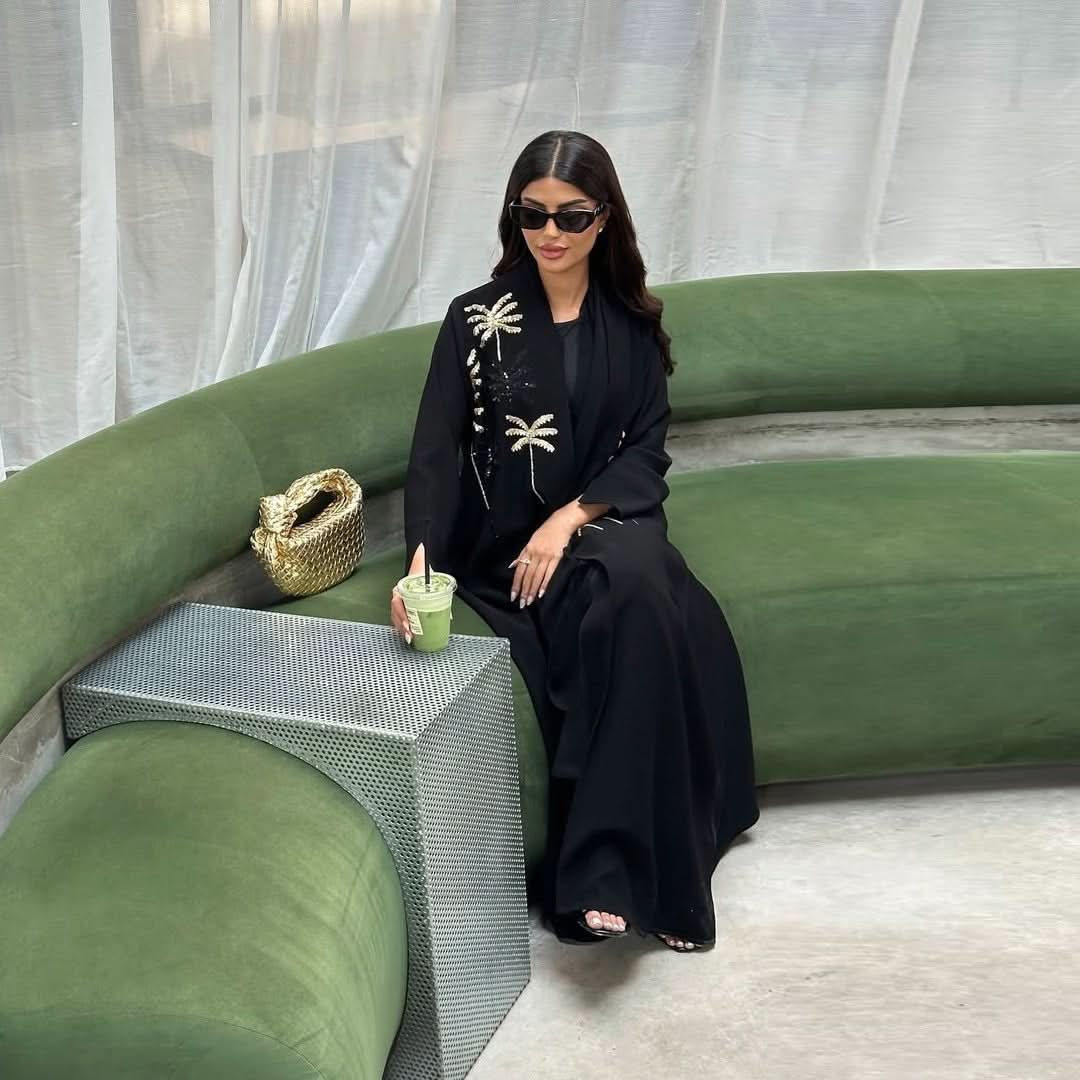 Fashion Muslim Women's Wear Embroidered Robe - Eshtree