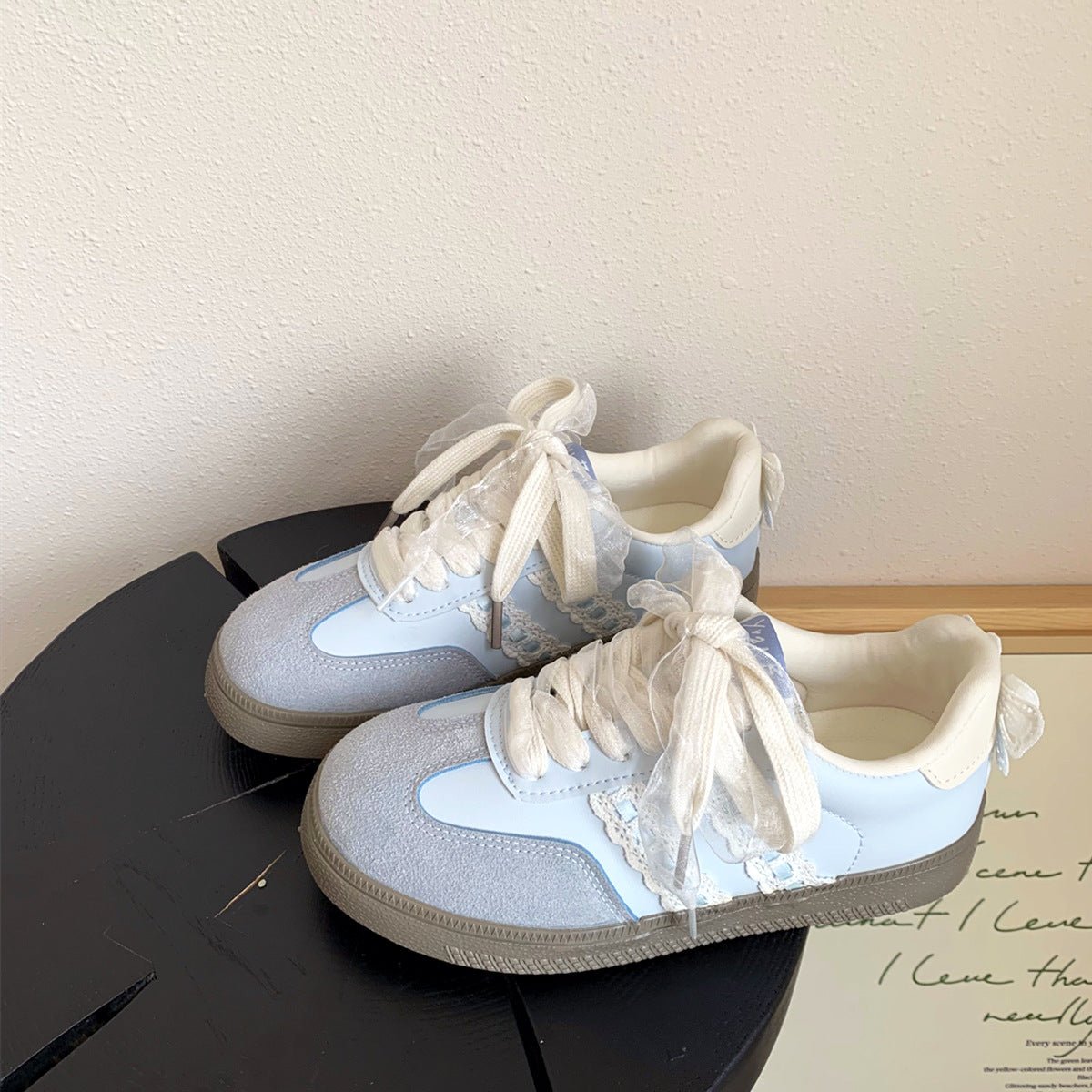 Fashionable Lace Bow - decorated Flat Casual Shoes - Eshtree