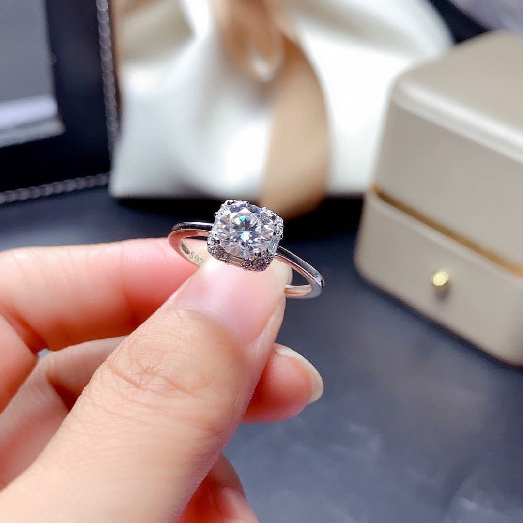 Female Simplicity Genuine Moissanite Earrings For Women - Eshtree