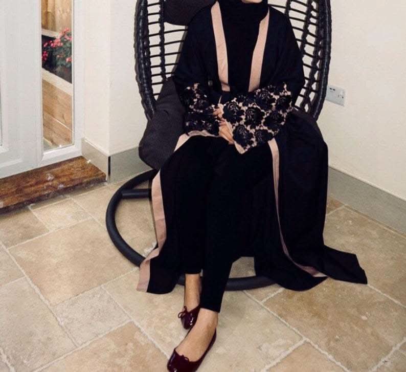 Lace Cuffs Stitching Long Sleeve Loose Lace - up Cardigan Robe - Eshtree