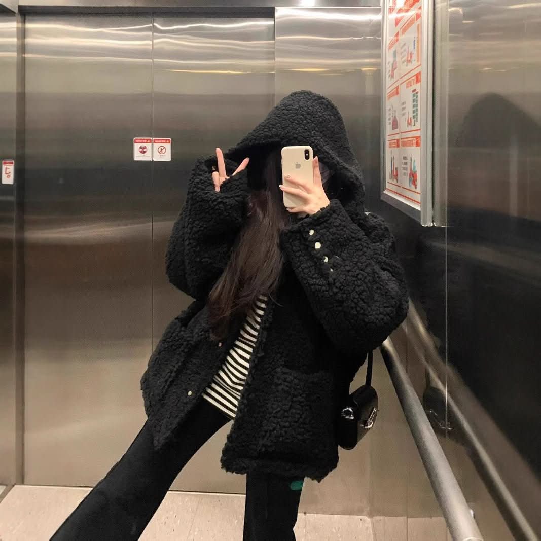 Lamb Wool Loose Sweater Coat - Eshtree