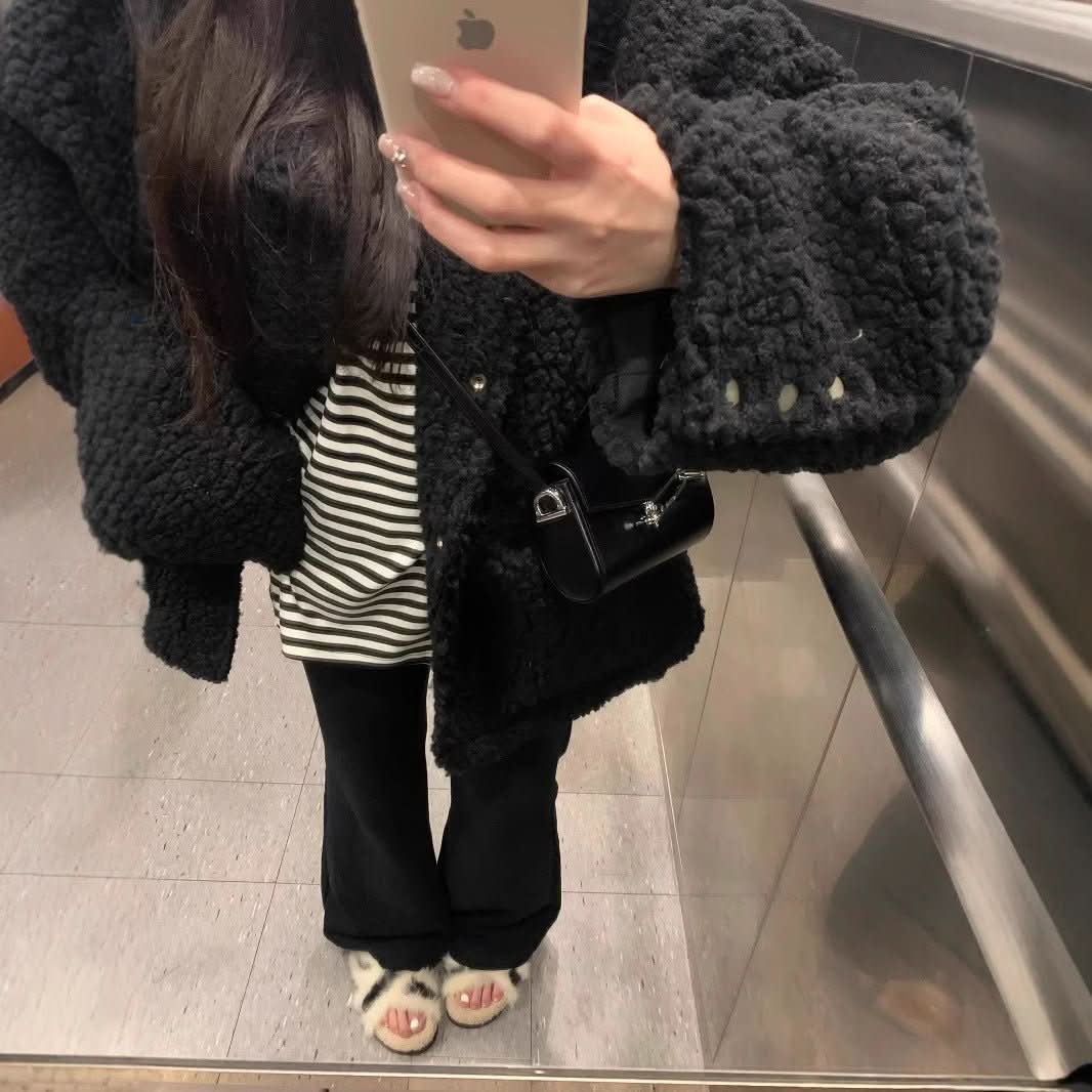 Lamb Wool Loose Sweater Coat - Eshtree