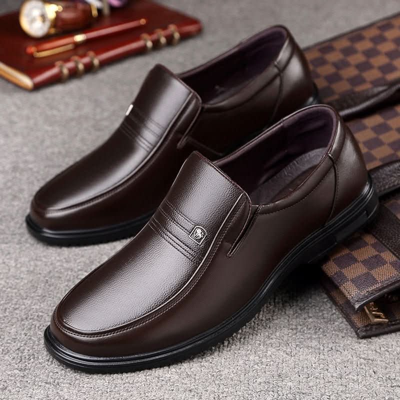 Men's Leather Genuine Flat Sole Round Toe Soft Sole Non - slip Casual Shoes For Middle - aged - Eshtree