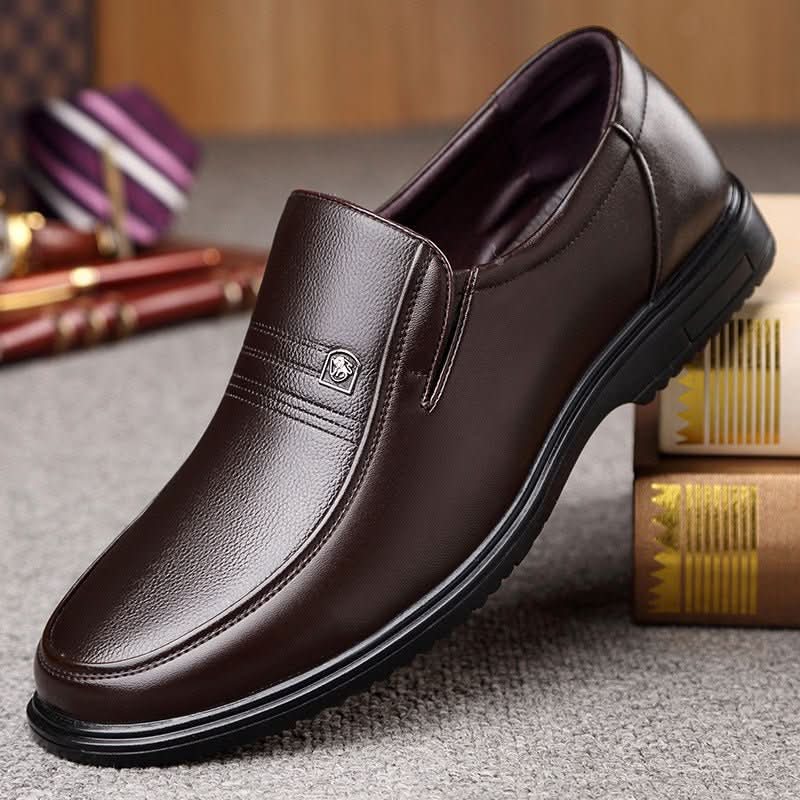 Men's Leather Genuine Flat Sole Round Toe Soft Sole Non - slip Casual Shoes For Middle - aged - Eshtree