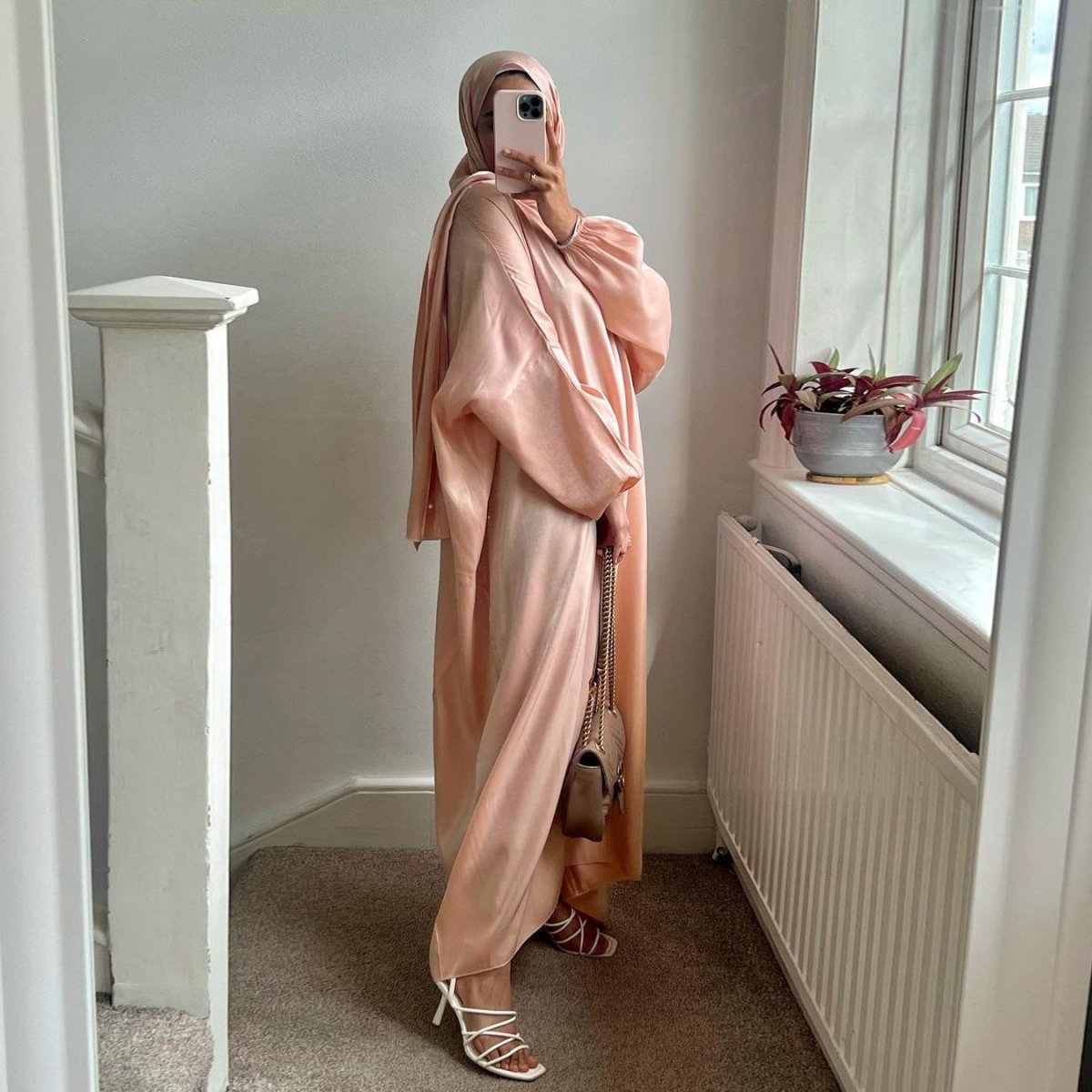 Middle East Dubai Muslim Robe Women's Clothing With Headscarf - Eshtree