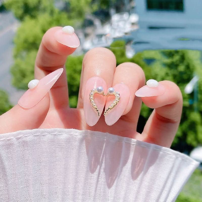 Nail Art DIY Love Heart Alloy Jewelry Nail Piece Nail Decoration Rhinestone - Eshtree