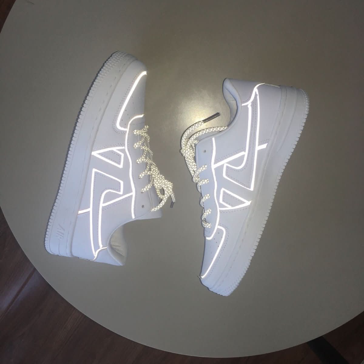Reflective White Shoes For Men And Women Sneaker - Eshtree