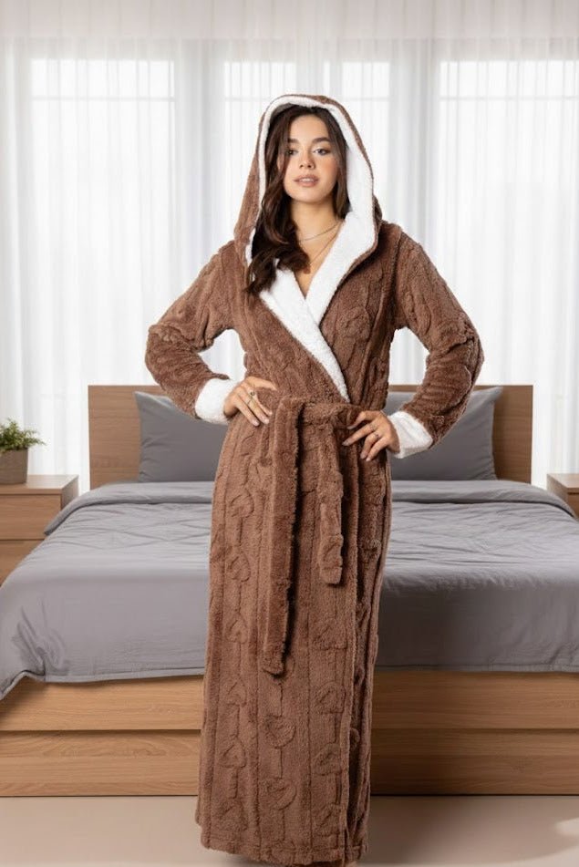 روب طويل بتصميم كلاسيك أنيق - Eshtree