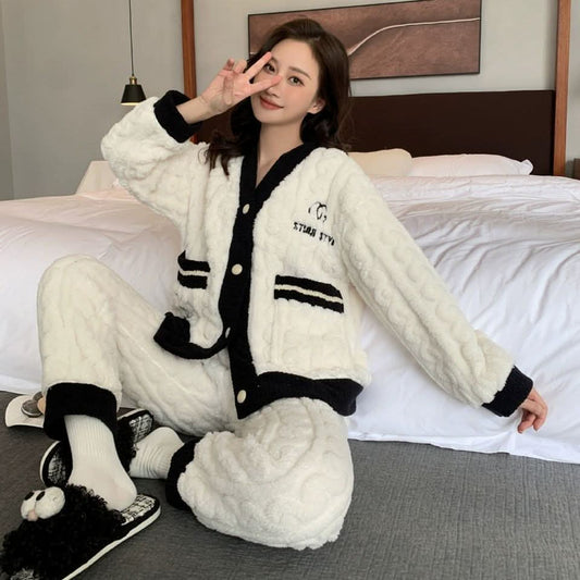 Simple Chanel Style Ladies' Homewear Thickened Coral Velvet Pajamas Suit - Eshtree