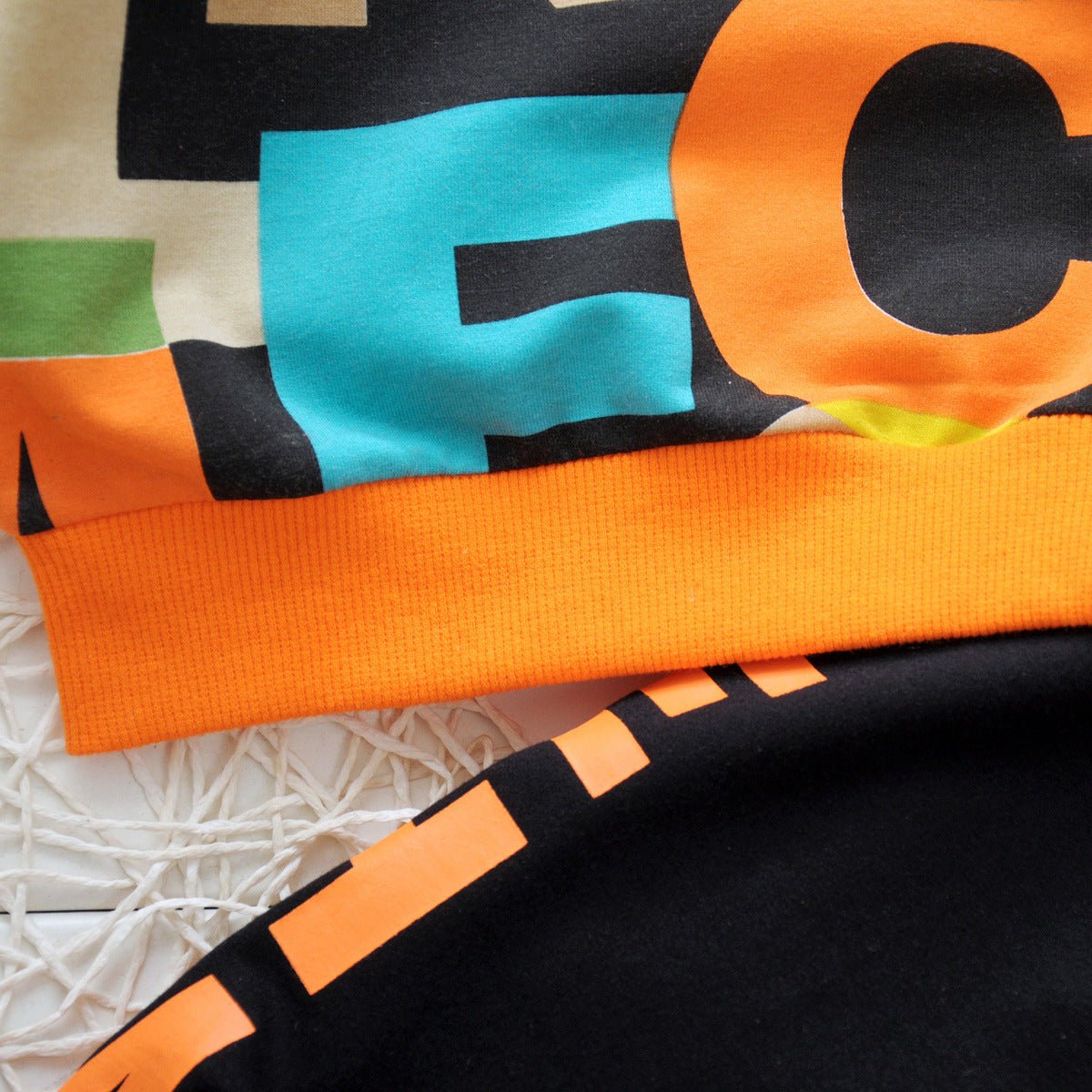 Spring children's clothing boy and girl suit two - piece cartoon sweater - Eshtree