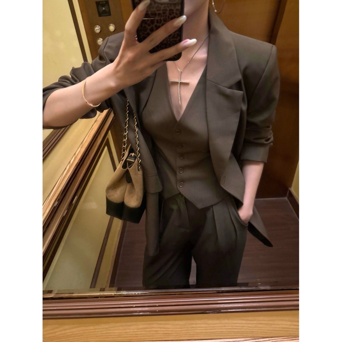 Stylish Suit With A Sophisticated High - end Vibe Premium Blazer - Eshtree