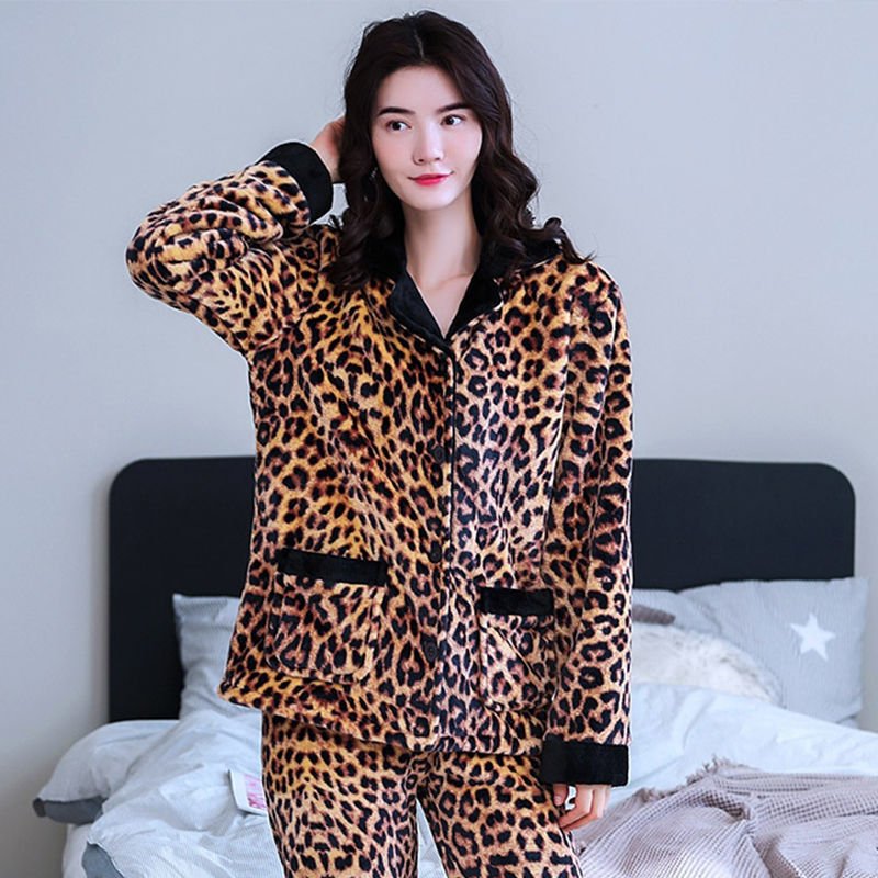 Thickened Flannel Pajamas Ladies Long Sleeve Warm Homewear Set - Eshtree