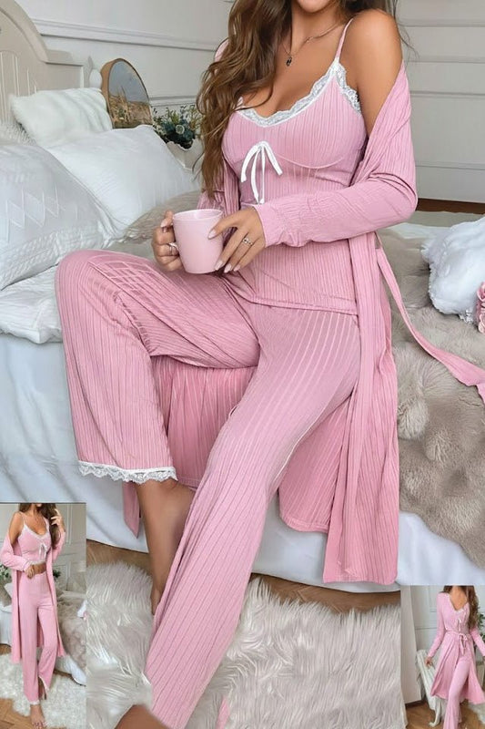 طقم بيجامة حريمي للبيت مميز ومريح - Eshtree