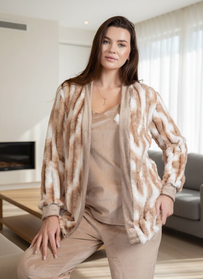 طقم بيت شتوي شيك بتصميم أنثوي مريح - Eshtree