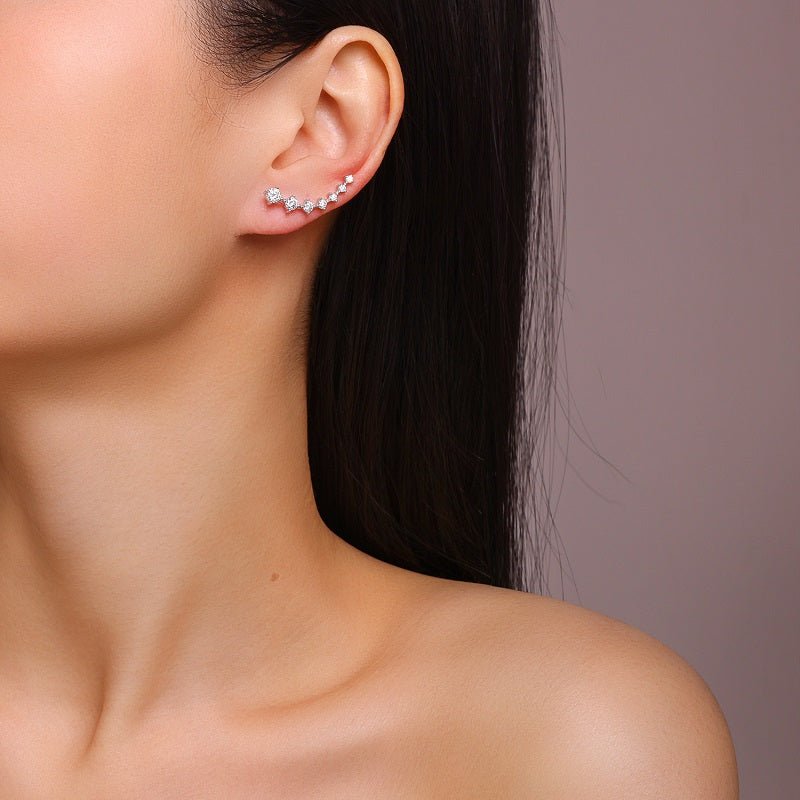 Top - quality Moissanite Luxury And Fashionable Light Luxury Jewelry Silver Stud Earrings S925 Silver Plated Platinum - Eshtree