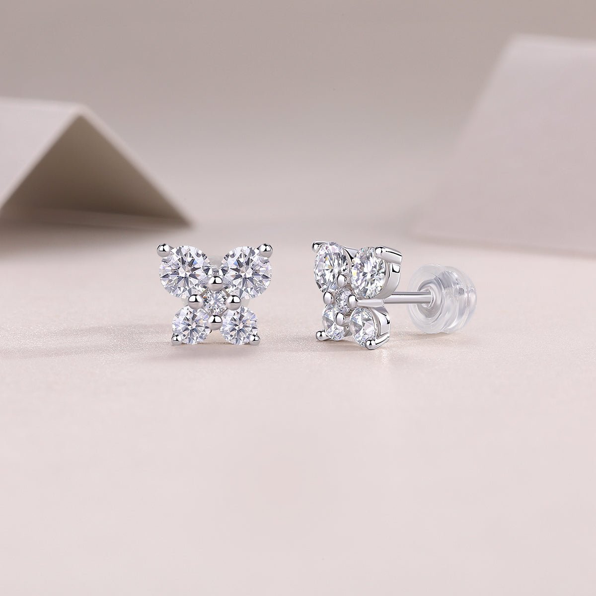 Top - quality Moissanite Luxury And Fashionable Light Luxury Jewelry Silver Stud Earrings S925 Silver Plated Platinum - Eshtree