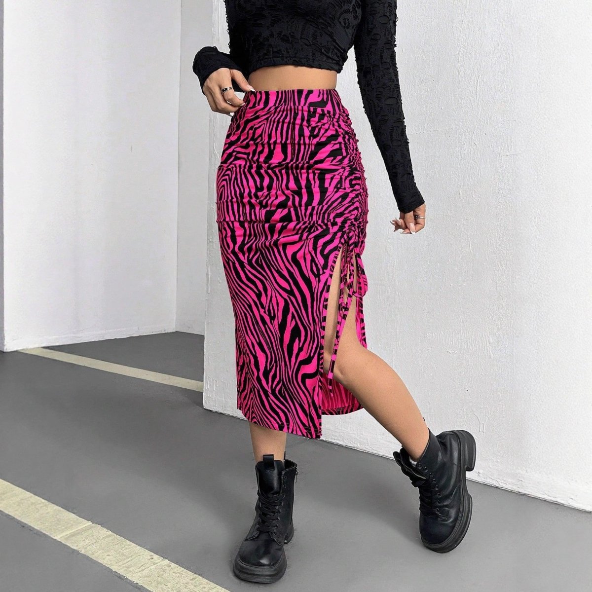 Women's Casual And Versatile Fashion Hot Pink Skirt - Eshtree