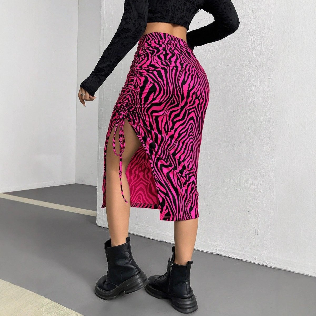 Women's Casual And Versatile Fashion Hot Pink Skirt - Eshtree