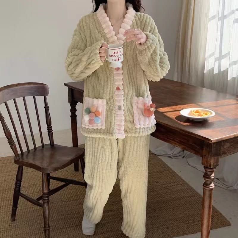 Women's Fashionable Temperament Plush Pajamas Homewear Suit - Eshtree