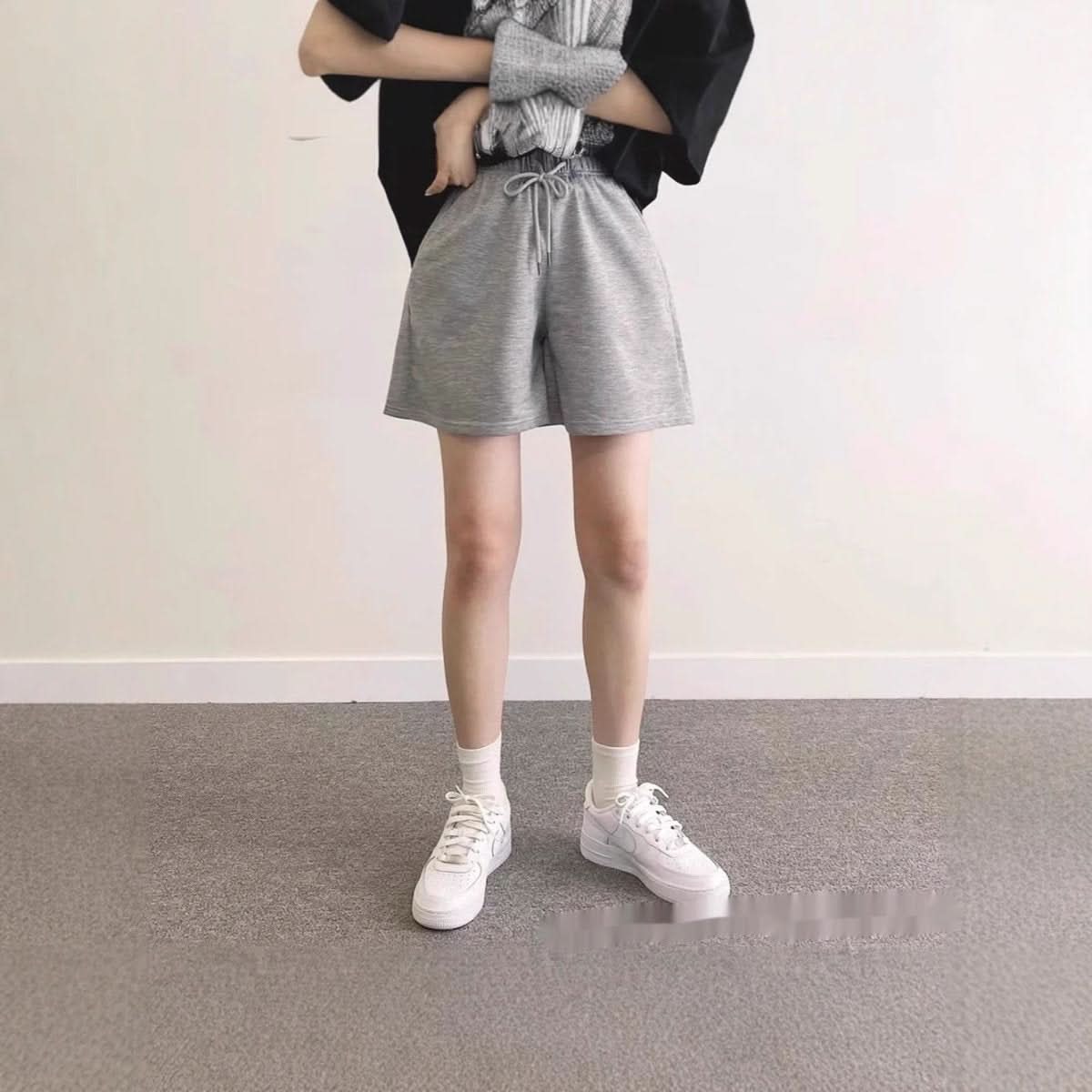 Women's High - waisted Shorts That Flatter The Figure And Are Versatile - Eshtree